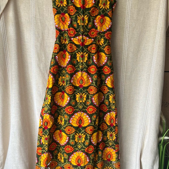 Floral Maxi Dress in Green and Yellow - Picture 5 of 11